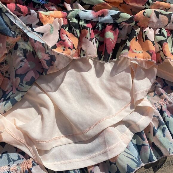 NWT PacSun la hearts floral ruffle mini top size small strapless chiffon - Picture 7 of 9